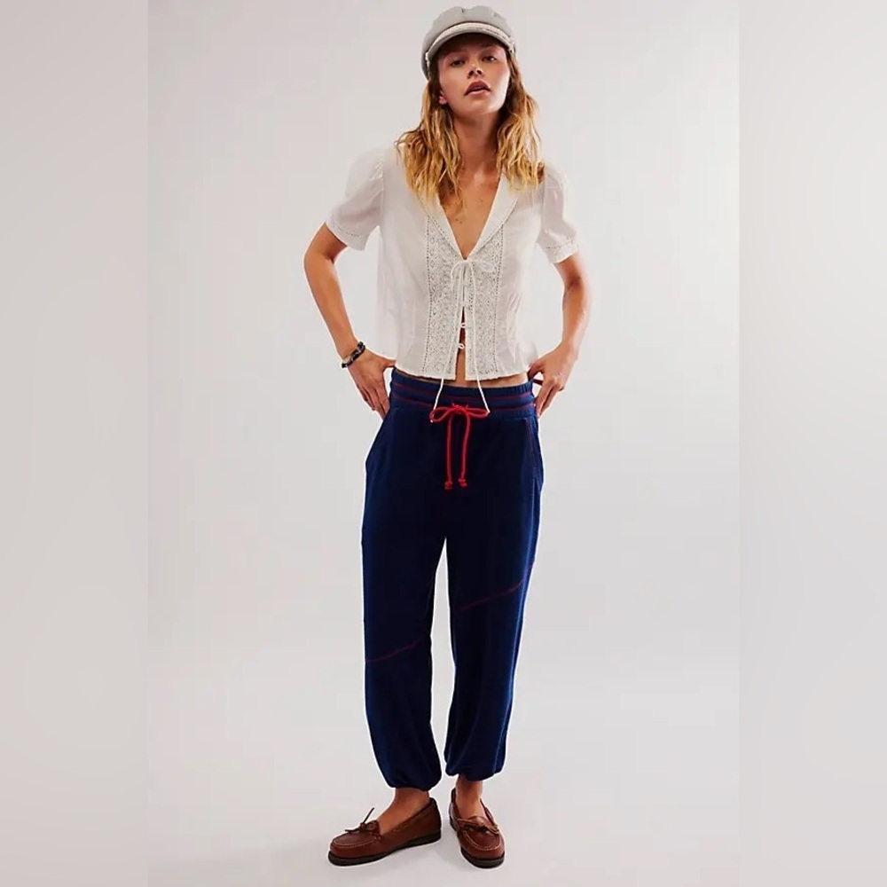 *NWOT* Free People Gimme More Jogger - Navy